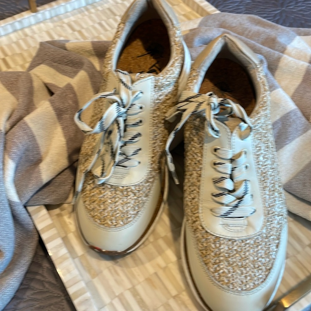 OBX sneakers (bw)